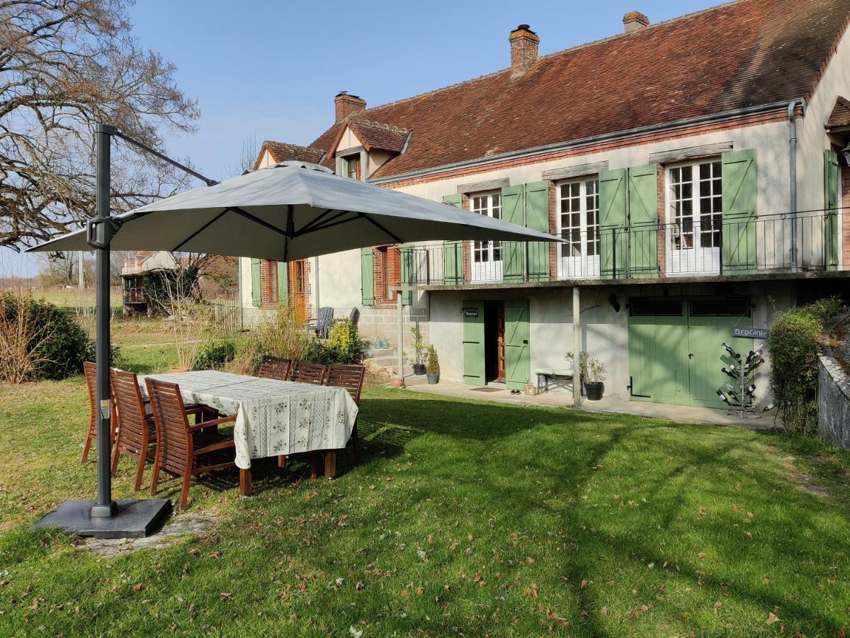Chambres D'Hotes / B&B Chez Mon Reve Eguzon-Chantome Eksteriør billede