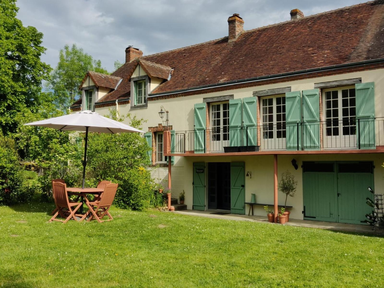 Chambres D'Hotes / B&B Chez Mon Reve Eguzon-Chantome Eksteriør billede